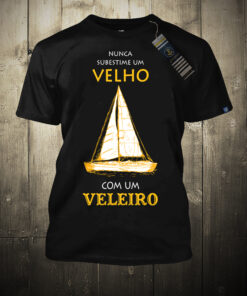 Camiseta Nunca Subestime um velho